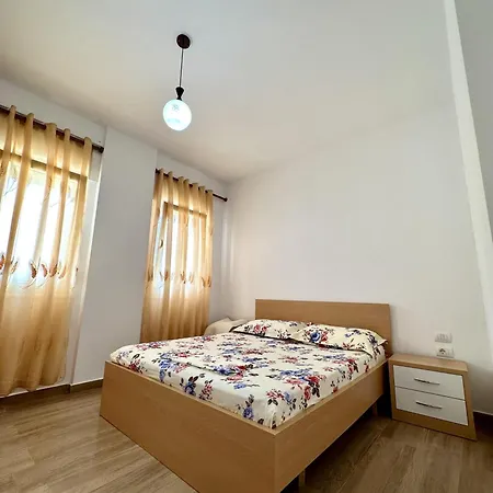 Lovely 2-bed In Gjiri I Lalzit Apartment